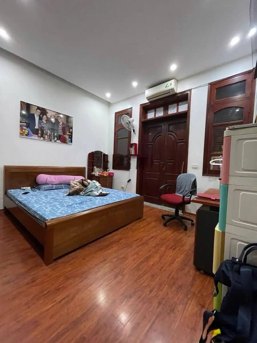 Bạn em rất cần bán nhà tại Quan Nhân - Thanh Xuân