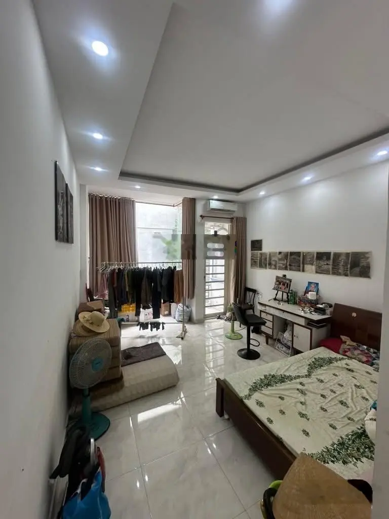 Giảm giá bán nhà Lê Hồng Phong-P10-Q10, gần ngã bảy Lý Thái Tổ. 3tỷ900/78,8m2 đang cho thuê 24triệu