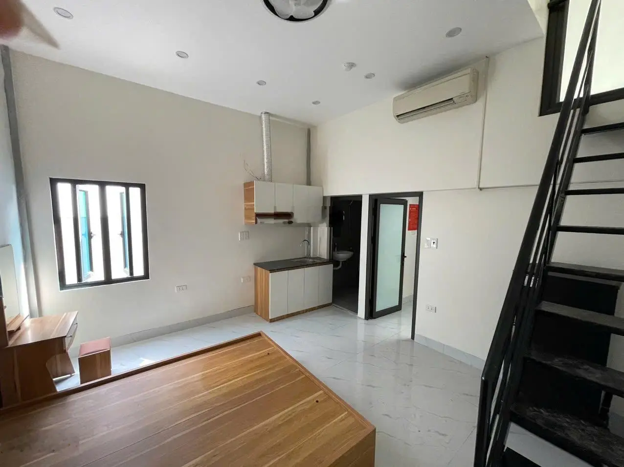Bán nhà ccmn dòng tiền 30tr/tháng ở Trịnh Văn Bô - Nam Từ Liêm, dt 54m2 x 4 tầng, giá 8,5 tỷ