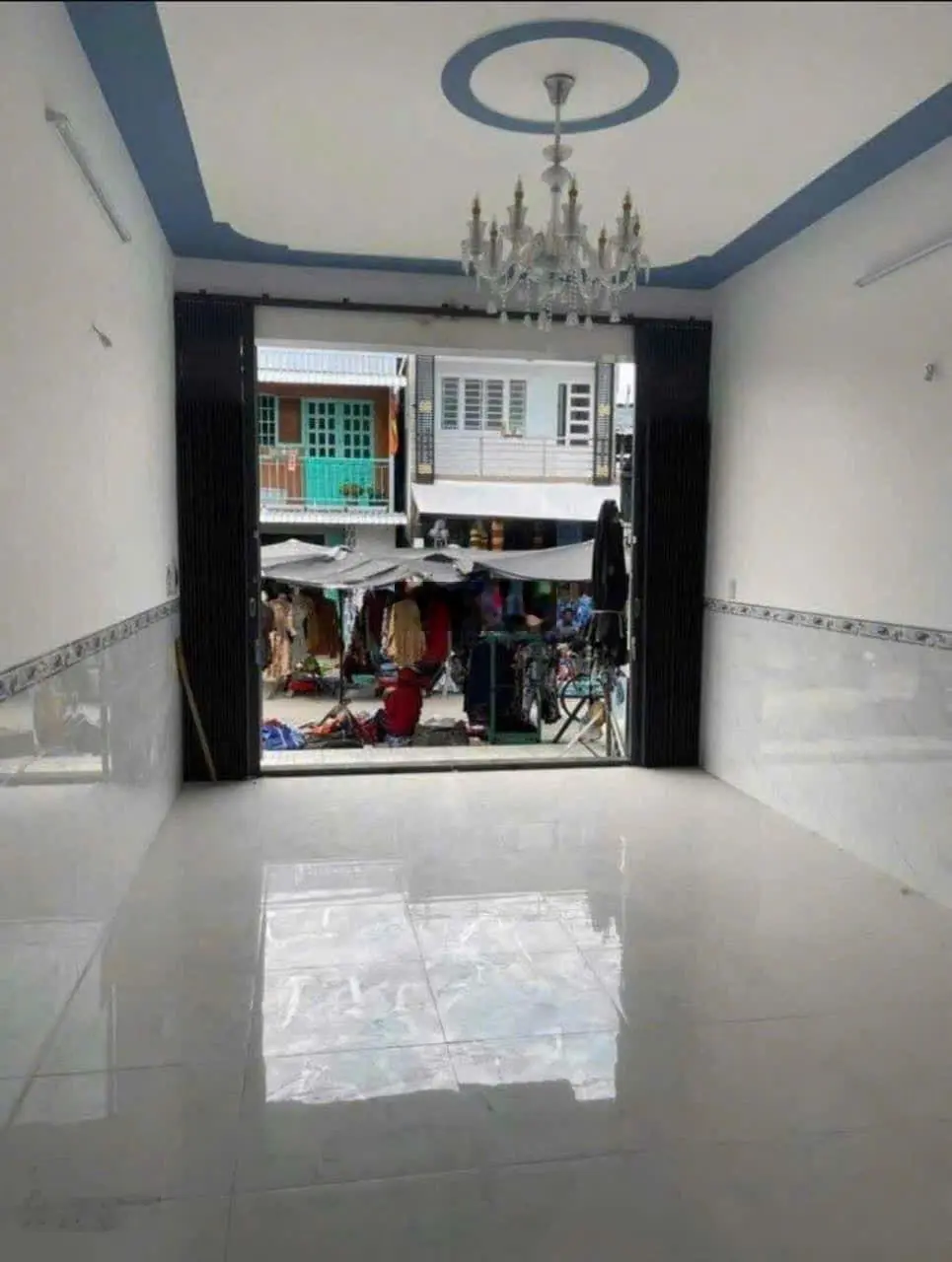 Bán nhà Nguyễn Hữu Trí, gần chợ Đệm