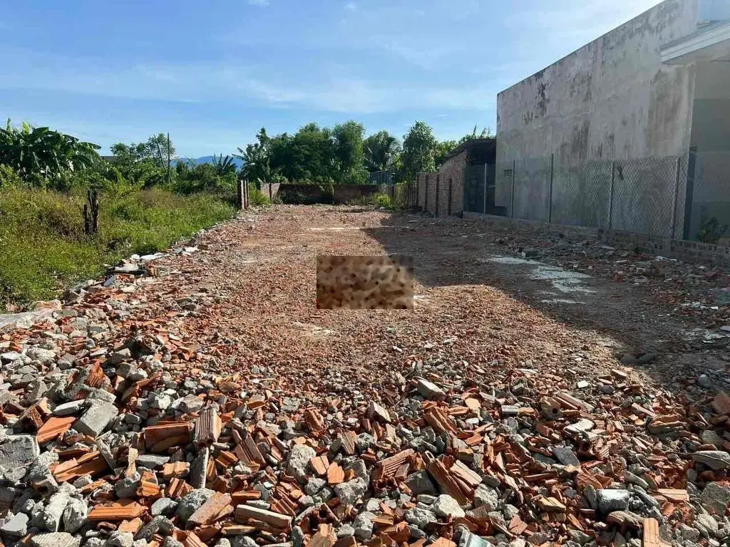 bán đất ninh xuân tx ninh hoà đường 8m ngay dân cạnh quốc lộ 28
