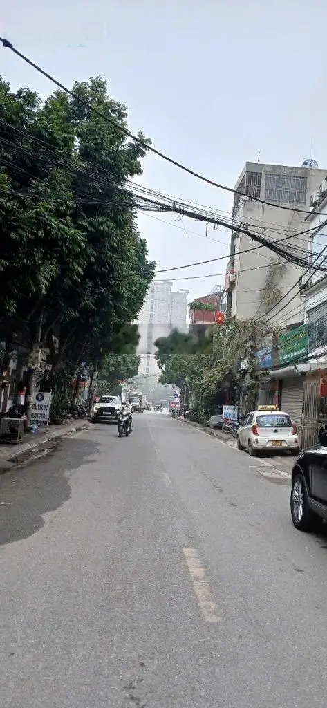 Cửa ngõ vào KĐT Pháp Vân 65m2 5 tầng mặt tiền 4,4m trước nhà vỉa vè ô tô tránh 15 tỷ