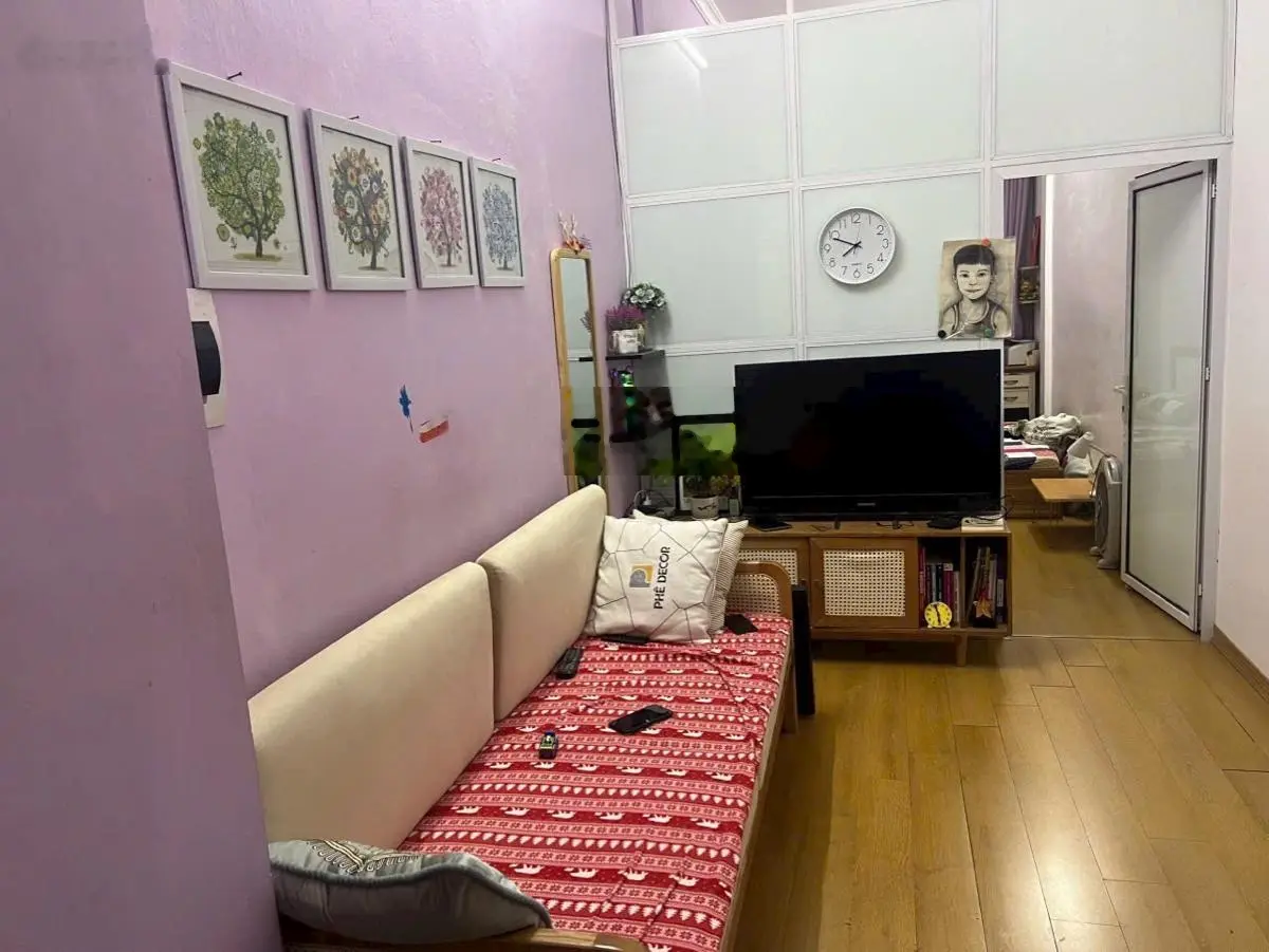 Nhà đẹp trung tâm quận Đống Đa, Hào Nam - ga tàu điện Cát Linh 34m2*3T, 5.9 tỷ