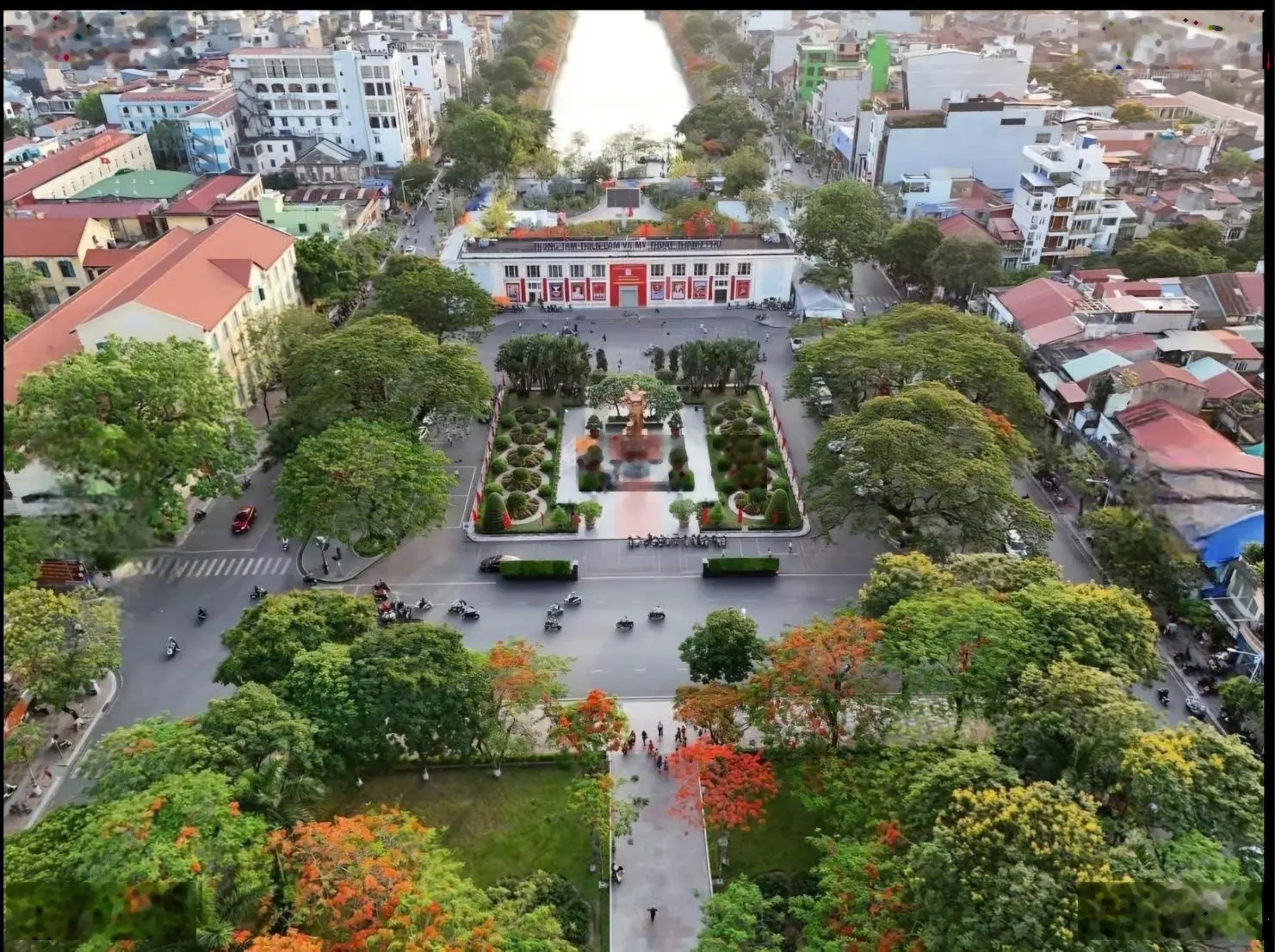 Hàng hiếm đẹp!Bán nhà mặt đường Trần Hưng Đạo -vị trí đẹp đắc địa-gần Nhà Hát Lớn-xây được cao tầng