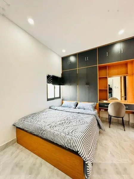 Nhà Ngay Khu Khách Sạn Đệ Nhất Quận Tân Bình, 1T 2L, 50m2, Thu Nhập 19Tr/Th Đầy Đủ NT, 4,8Tỷ