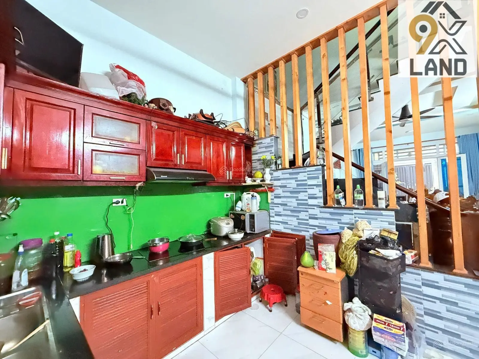 Bán gấp nhà 3 tầng - xây kiên cố - gần hoàng diệu 2 - đường 7m - khu dân cư an ninh - sổ hồng riêng