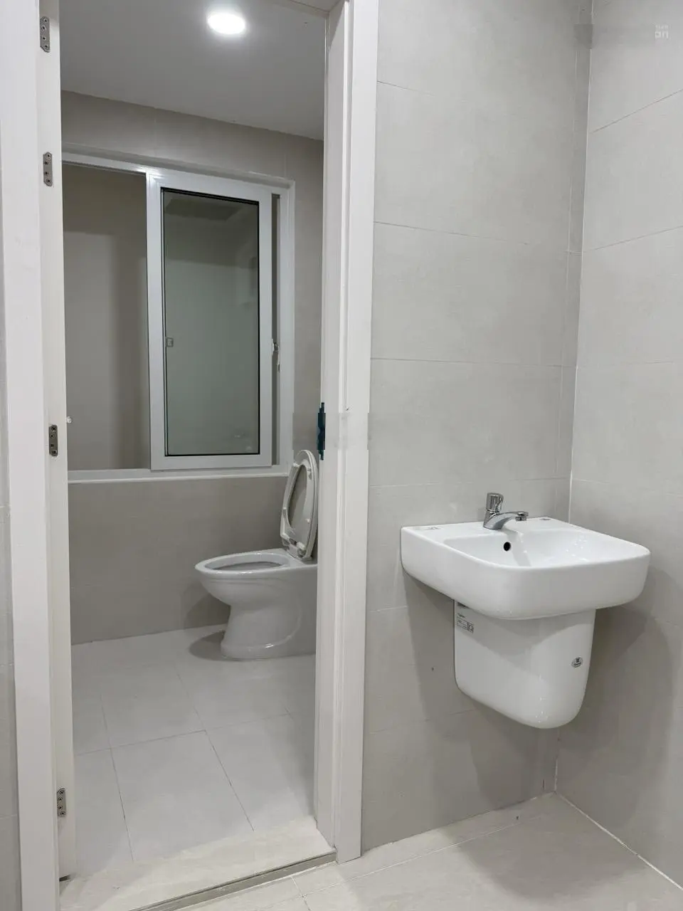 Bán Nhà 2 Tầng MT Trịnh Lỗi KĐT Nam Việt Á, Ngũ Hành Sơn gần Sông Hàn
