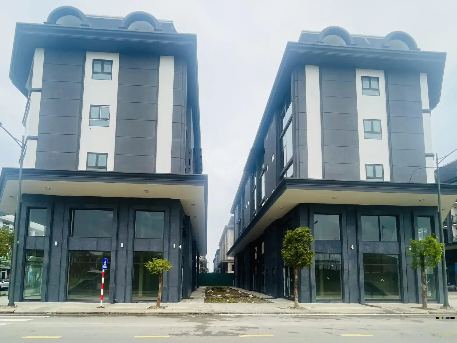 Duy nhất 1 căn shophouse An Cựu Galleria rẻ nhất thị trường - liên hệ ngay để nhận chiết khấu 10,5%