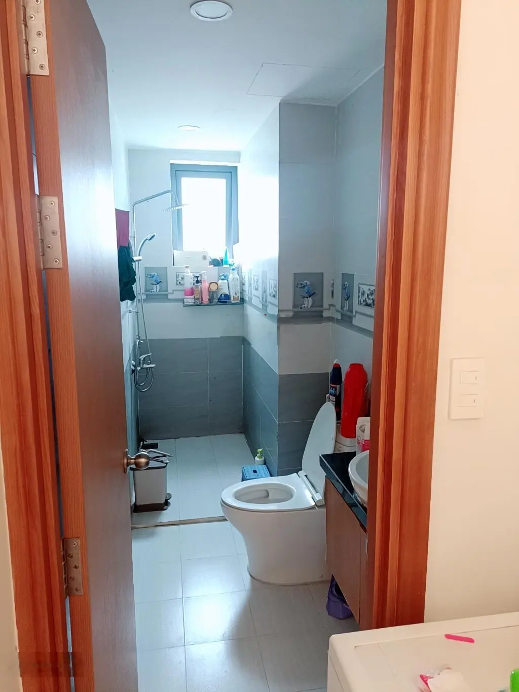 Nhà đẹp lung linh - đường số 10 Linh Trung - 55m2 1 trệt 2 lầu 4PN - giá 5.05 tỷ - xe hơi đậu cửa