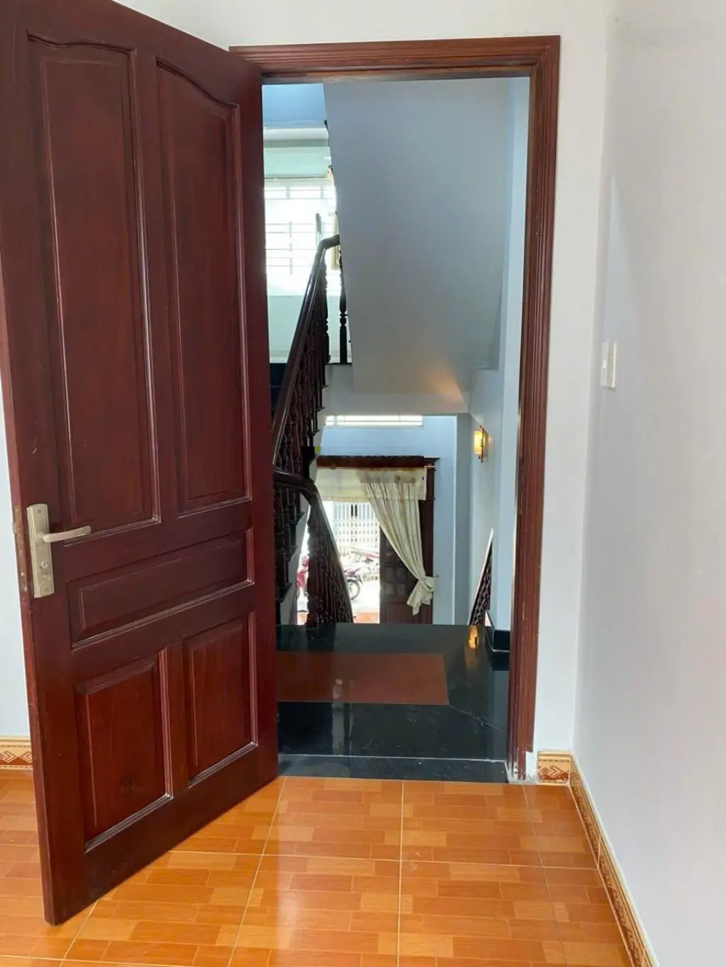 Nhà đẹp 3 tầng đường 339 kế Đỗ Xuân Hợp Phước Long B Quận 9 - hẻm xe hơi - nhỉnh 7 tỷ thương lượng