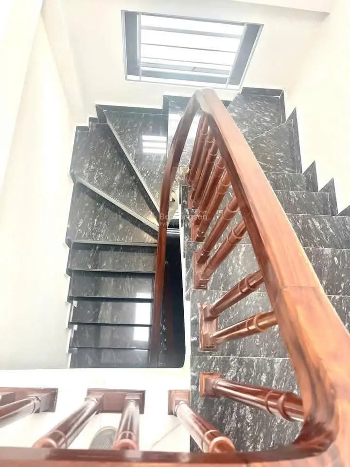 Bán nhà riêng tại Vĩnh Ninh, 5,95 tỷ, 65m2, 5PN, 5WC, đầy đủ nội thất, pháp lý đầy đủ