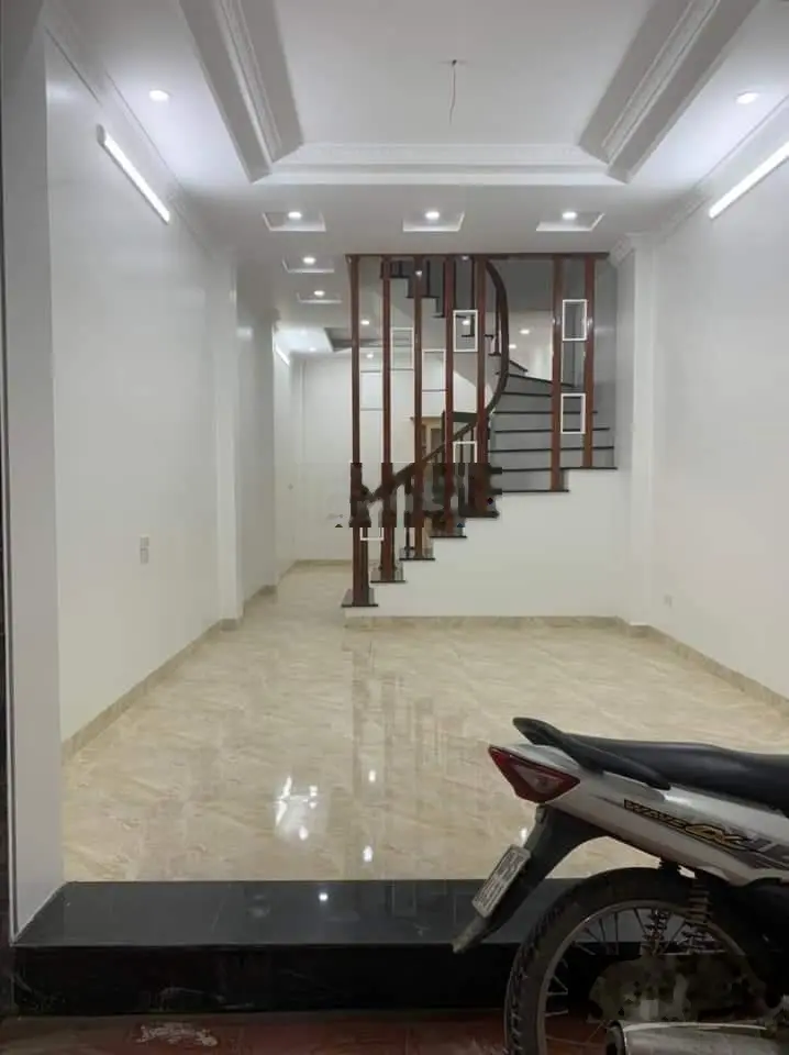 Chính chủ bán nhà Vĩnh Ninh, Vĩnh Quỳnh 41m2 x 4t ô tô đỗ cửa 2.98 tỷ, lh 0985 636 ***