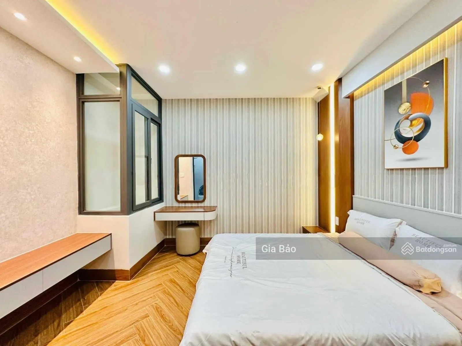Hạ giá nhà 82m2 Đường Trần Quốc Thảo phường 14 quận 3. Có hợp đồng thuê 30tr/tháng
