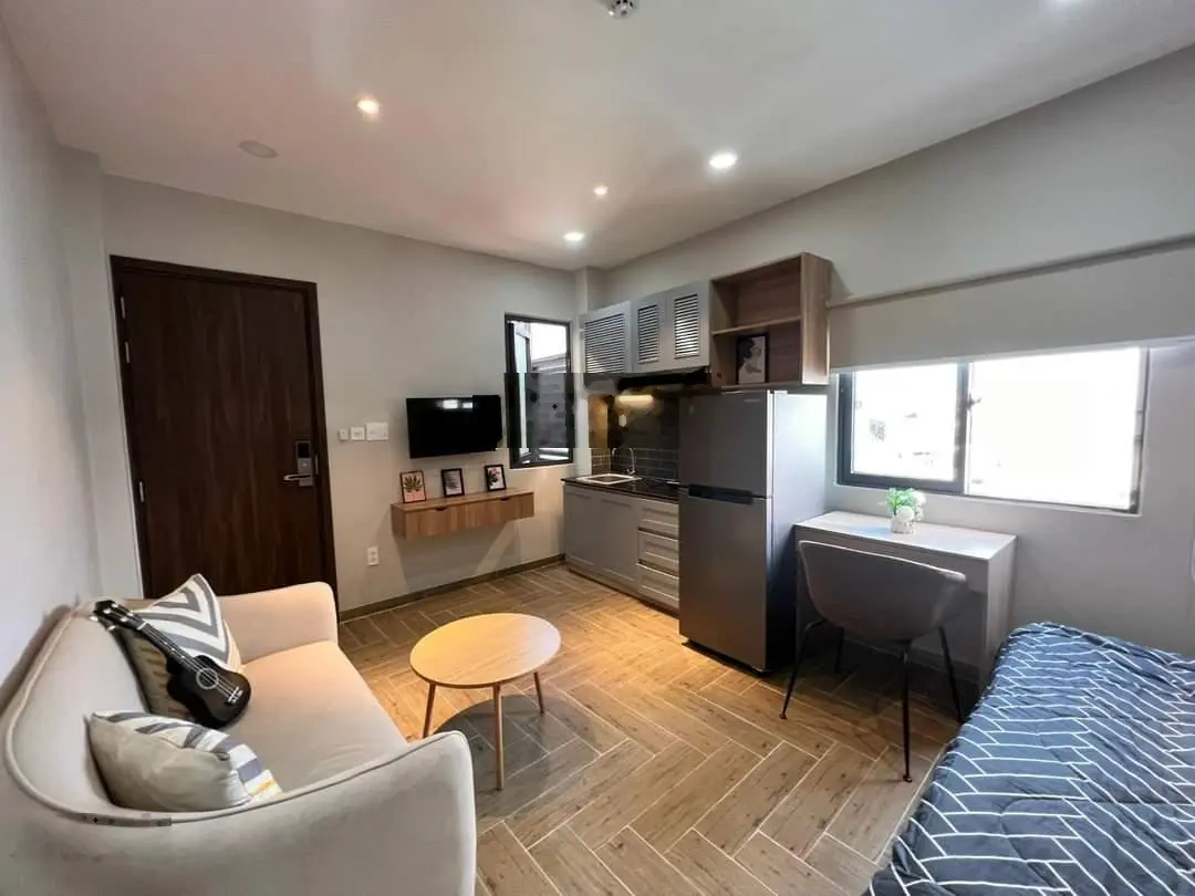 Dòng tiền 3 tỷ/năm! Bán tòa nhà CHDV Đường Nơ Trang Long 282m2 (12m x 20m), 6 tầng, P12, chỉ 53 tỷ