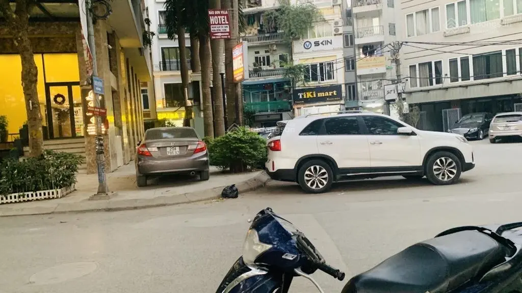 Bán căn nhà phó Tôn Đức Thắng - oto đỗ cửa Kinh Doanh vài bước ra mặt phố hiếm nhà bán mới Kong
