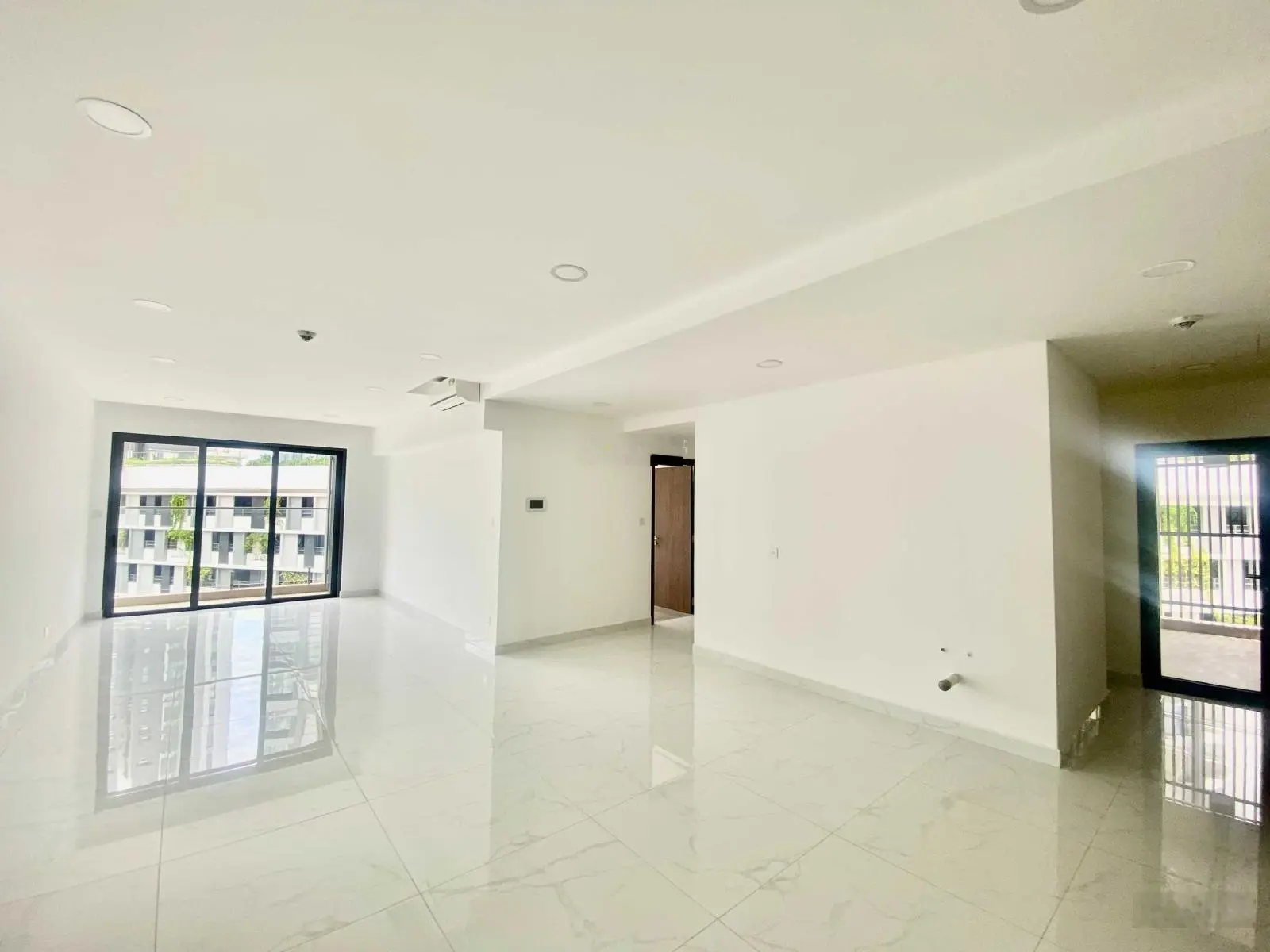 Còn 1 căn Brilliant duy nhất giá CĐT - DT 141m2 giá 7ty225 nhận nhà - LH Nhân viên CĐT 0906 713 ***
