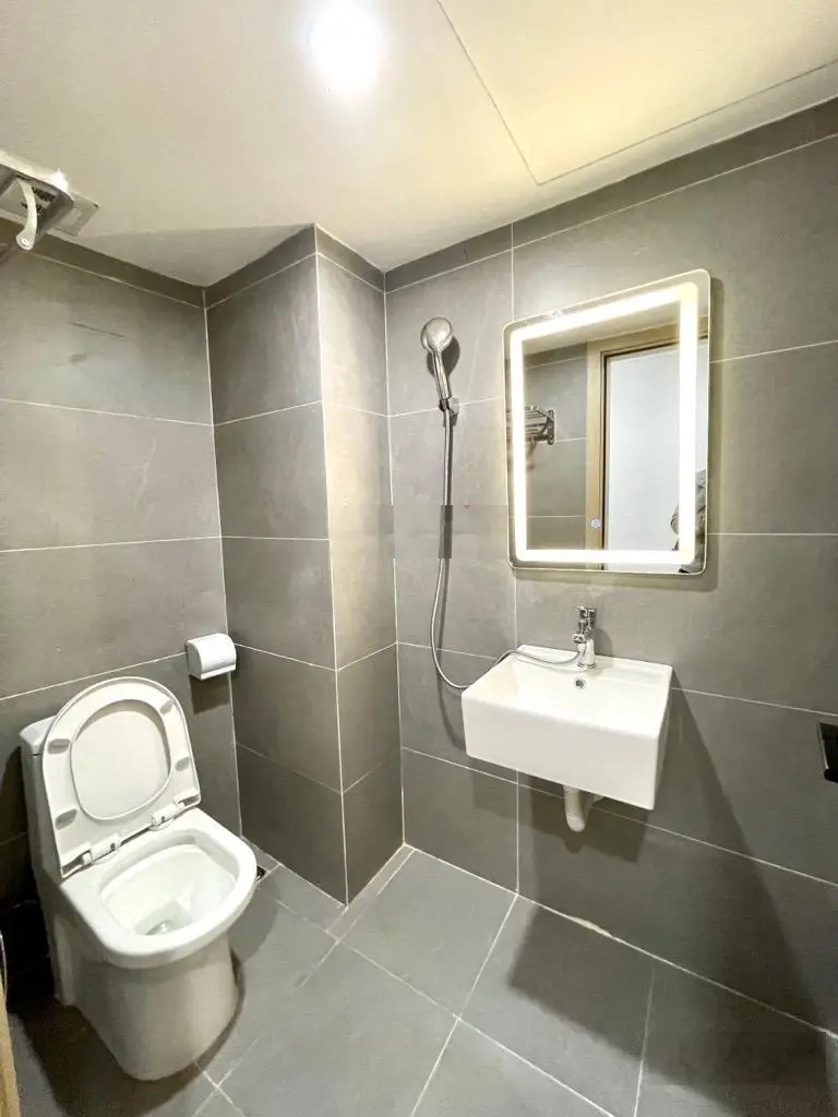 Bán nhà phố Trần Duy Hưng, 7 tầng thang máy, 63m2 - mặt tiền 5m - 18 tỷ 700