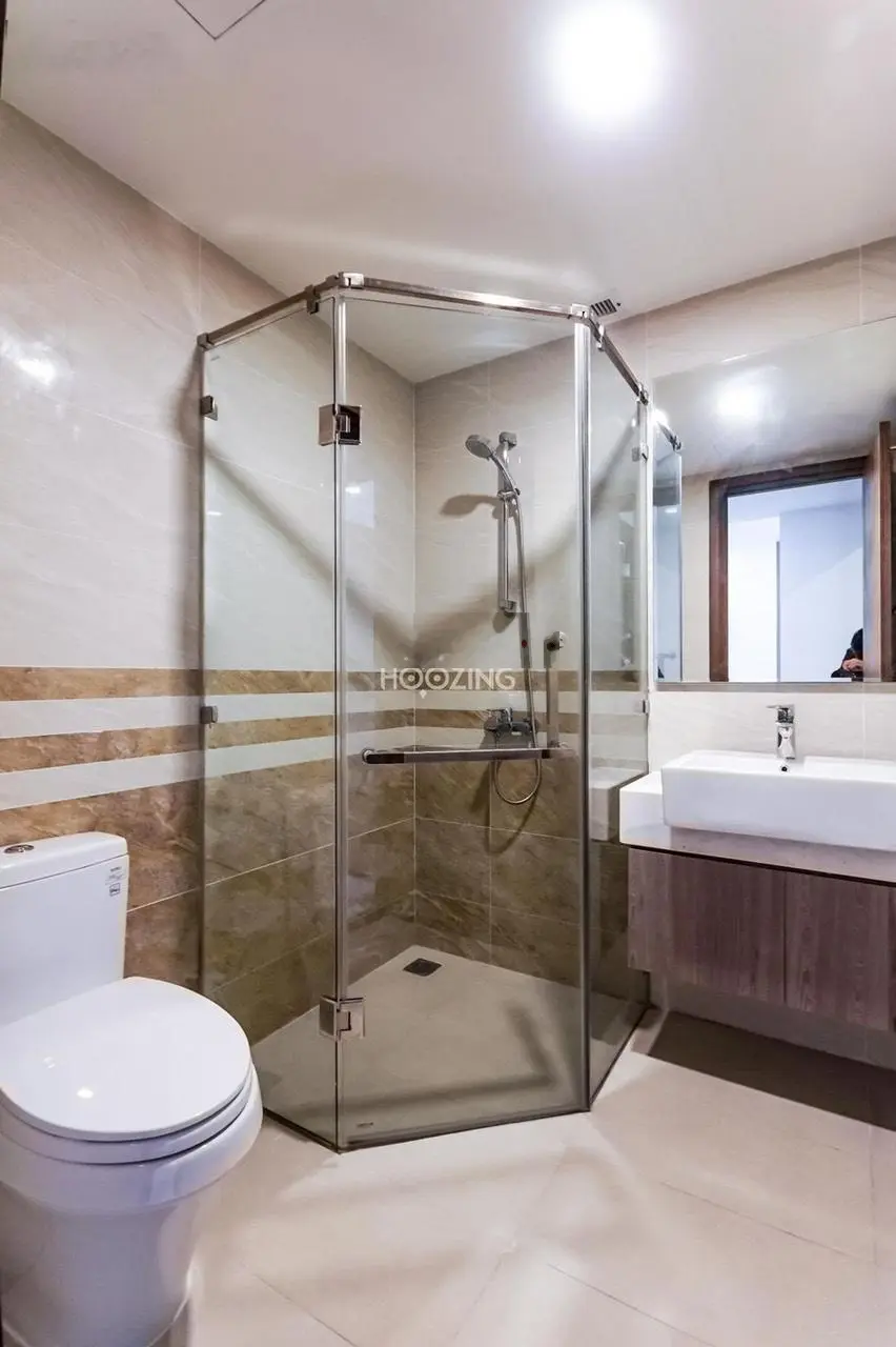 Bán căn hộ Saigon Royal 60m2 Quận 4, nội thất đẹp, giá tốt. LH: 0909 024 ***