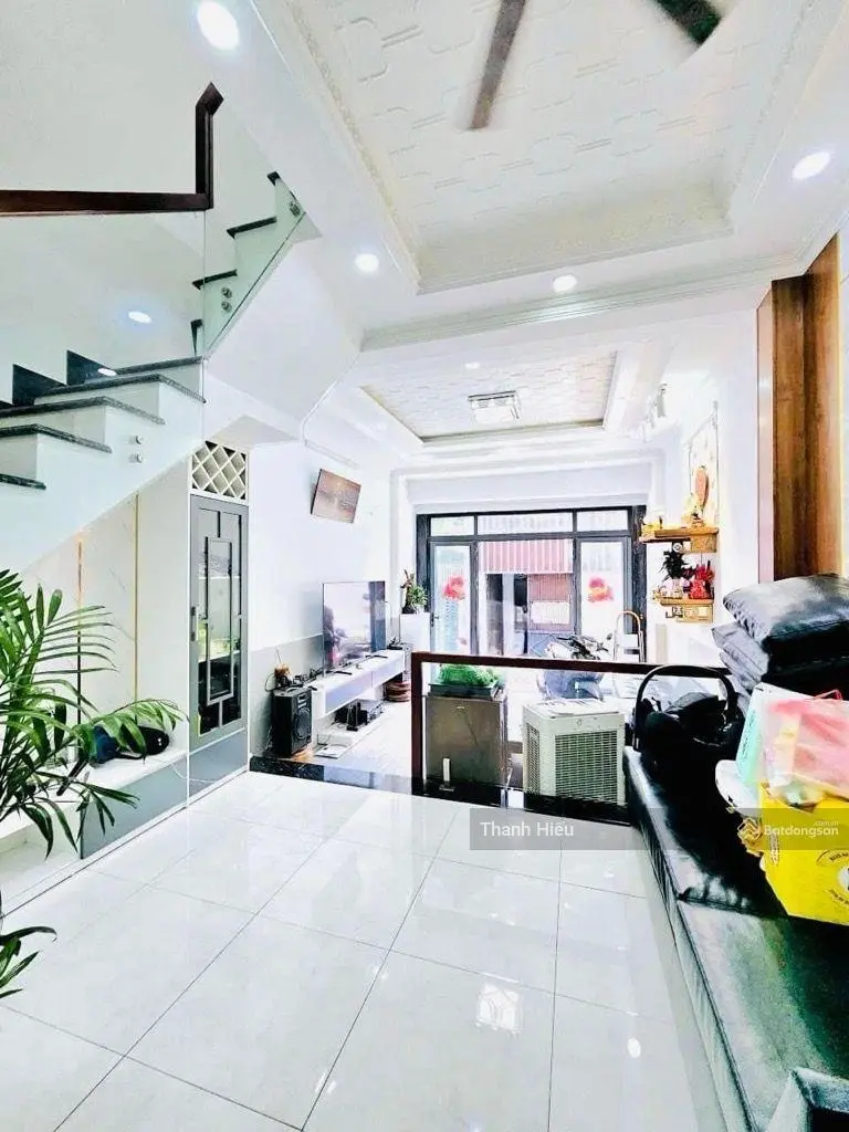 Nhà mới như hình ngay trung tâm thị trấn Nhà Bè giáp Q7 giá chỉ 4.85 tỷ