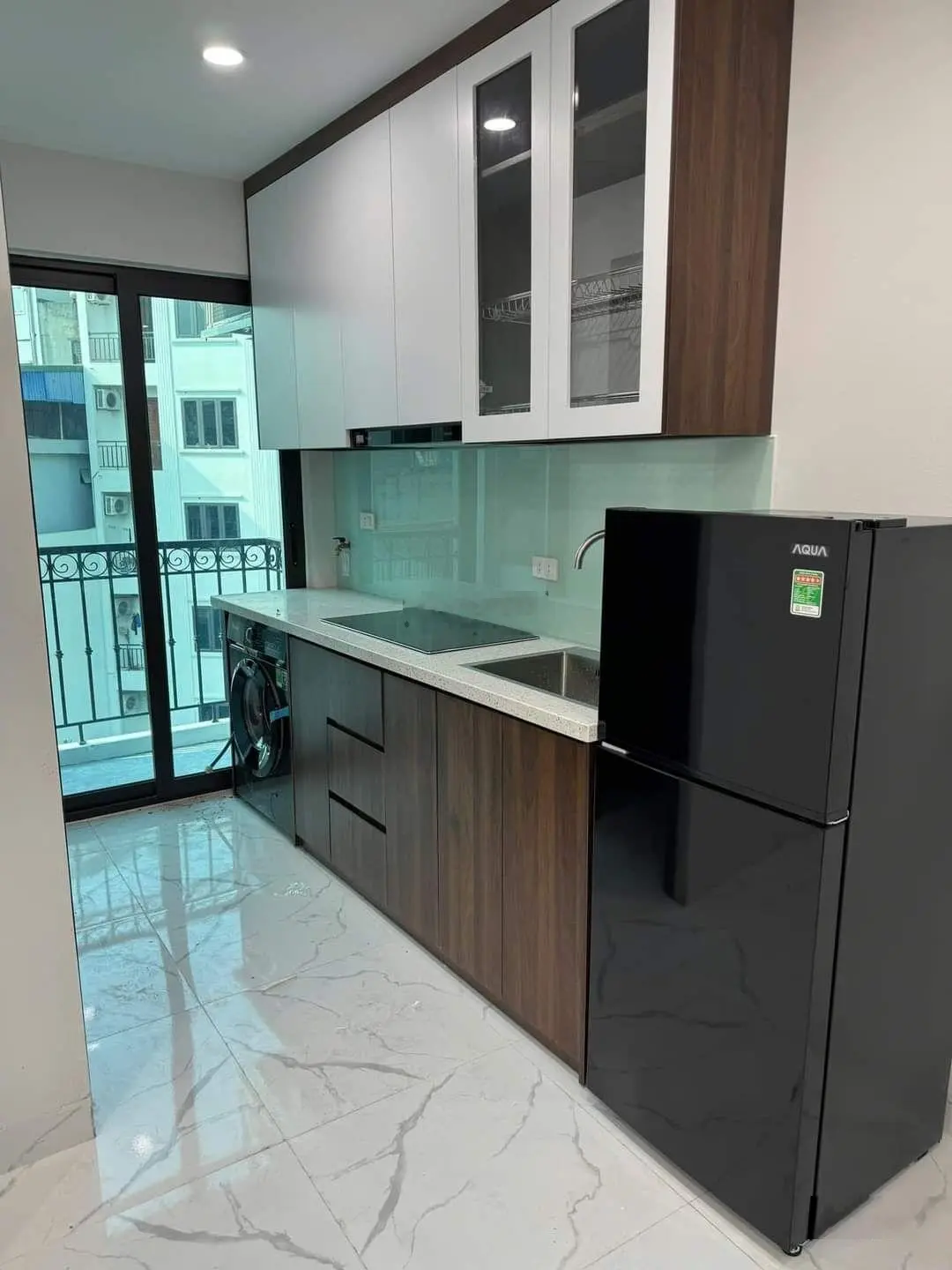 Bán Gấp nhà Nguyễn Hoàng 70m2 x 8 tầng mặt tiền 5 m ô tô tránh 11 phòng khép kín full nội thất
