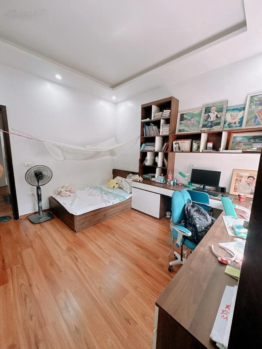 Bán Gấp nhà đẹp cầu Diễn 63m2 x 3 tầng mặt tiền 4m dân xây chắc chắn ngõ ô tô đỗ cửa