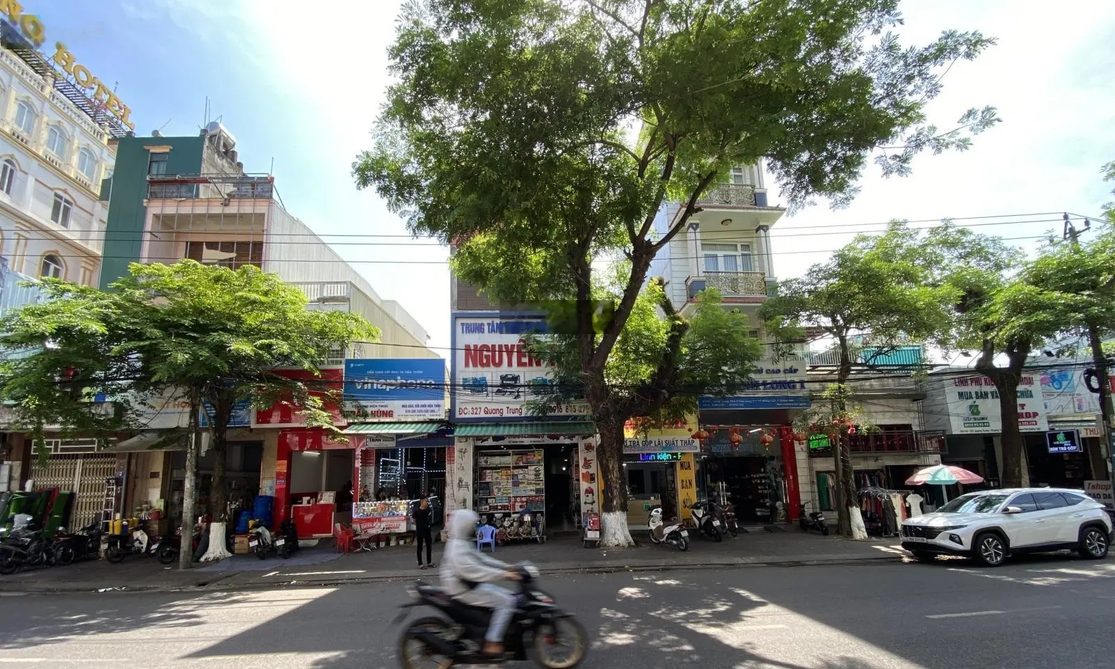 Bán nhà mặt phố đường Quang Trung, giá tốt 2x tỷ VND, diện tích 600 m2