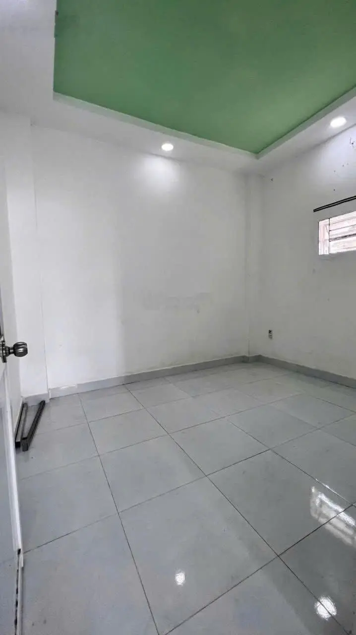 Trần thánh tông 3 phòng ngủ hẻm xe hơi 4m p15 tân bình 0906389979