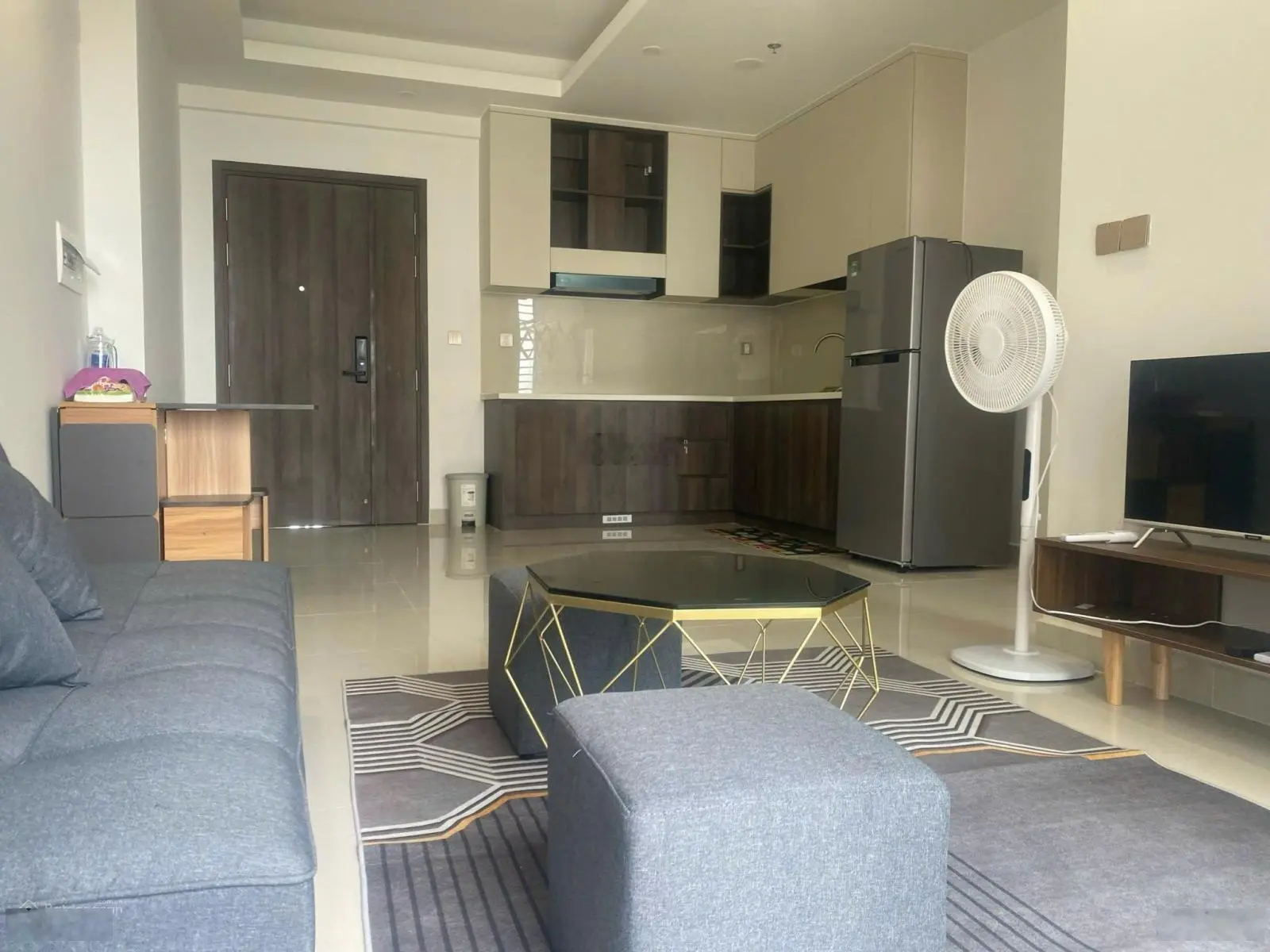 BÁN NHAN CH Q7 BOULEVARD 1PN1WC NT CAO CẤP GIÁ 1,9 TỶ. GIÁ TỐT NHẤT THỊ TRƯỜNG. LH: 0902 651 ***