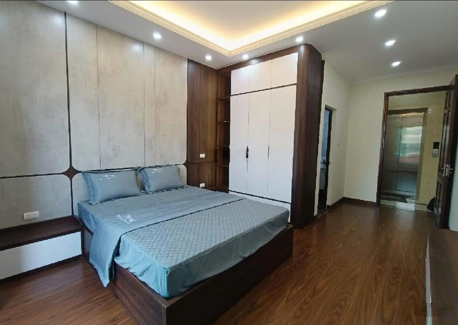 Bán nhà đường Nguyễn Đổng Chi - 7 tầng thang máy - nhà mới dân xây - nội thất đẹp ở ngay - 10,2 tỷ