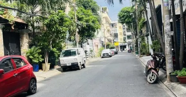 Bán gấp biệt thự Nam Kỳ Khởi Nghĩa, Quận 3, 10x18m, NH: 18m - CN: 380m, Cấp 4, giá 75 tỷ