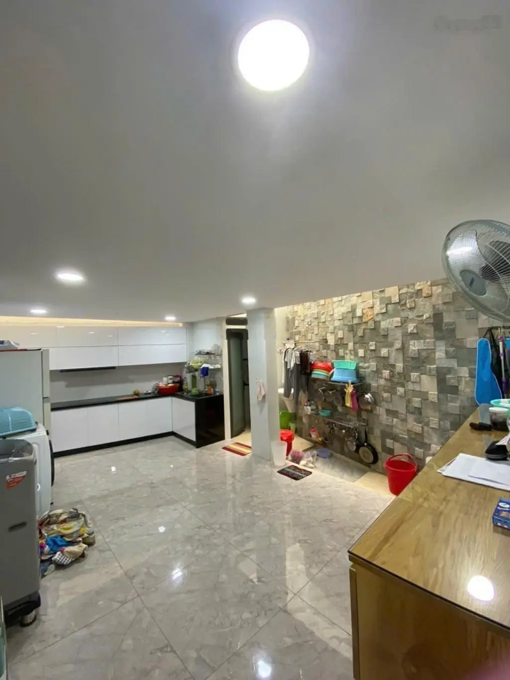 Bán nhà mặt tiền, 2 căn liền kề, Lề 5m, 12 PN, 9WC, sổ hồng riêng, Bình Thới, Quận 11