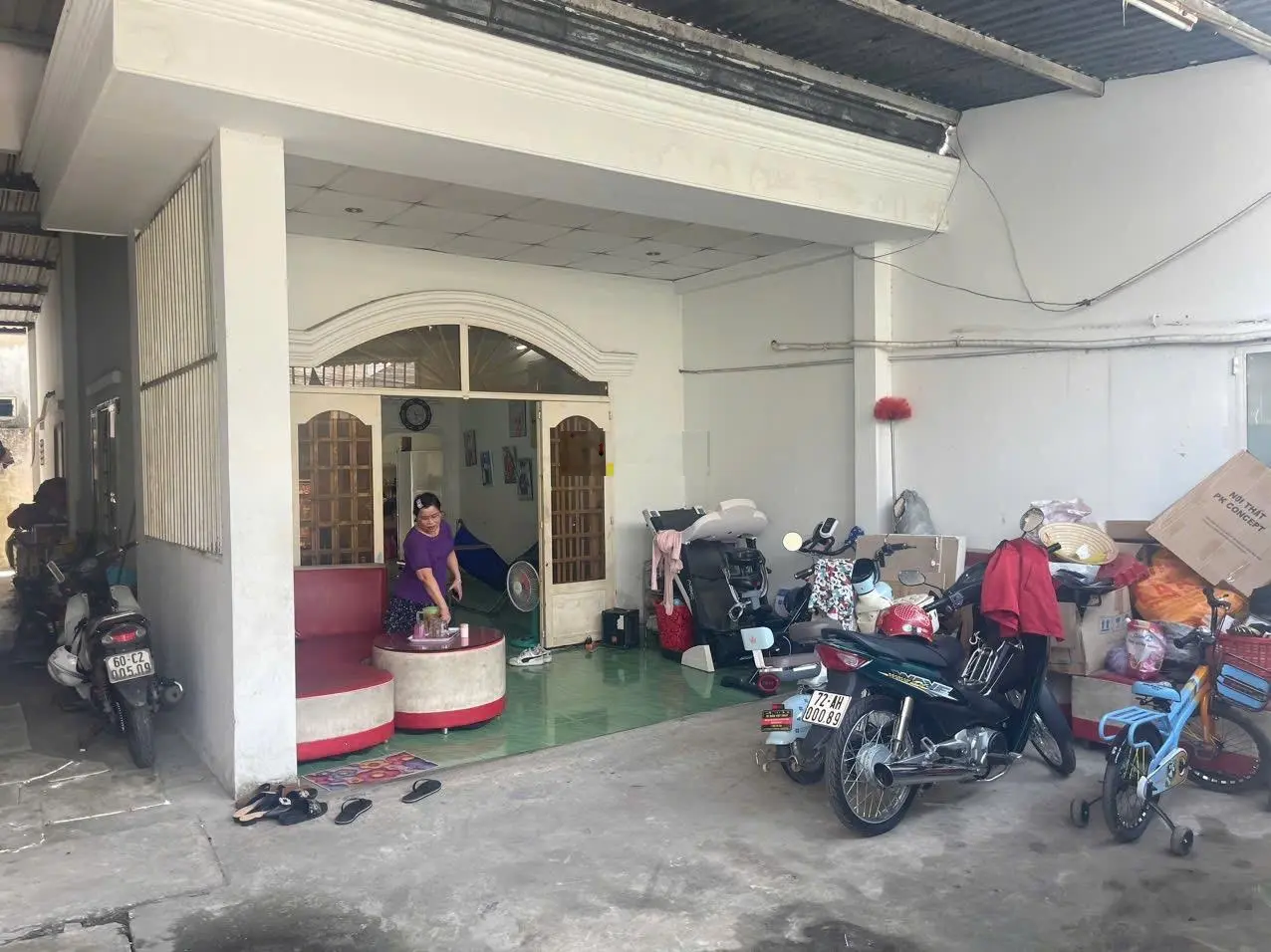 Nhà cũ hẻm 4m đường số 6, Long Bình, Q.9, 100m2, xây dựng 63m2, 3.5 tỷ thương lượng, sân rộng