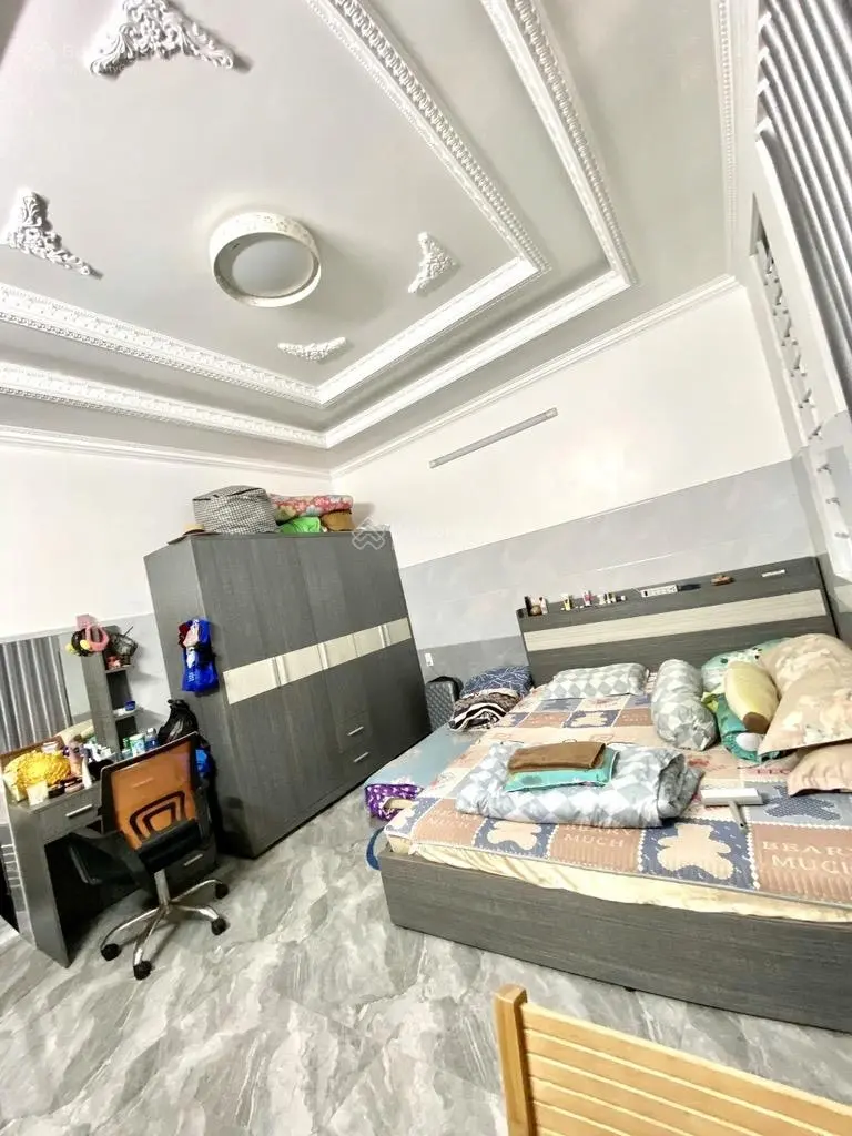 Nhà 6 tầng có thang máy mặt tiền đường Trương Thị Hoa, P TTH, Q12, DT 74,8m2 (4,3mx17m), giá 11tỷ