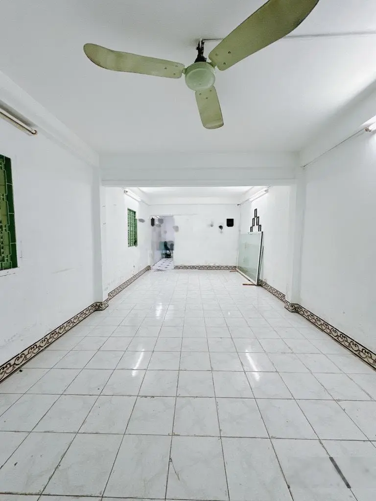 Tôi chủ nhà cần bán căn nhà hẻm 171 Tôn Đản, Phường 15, Quận 4