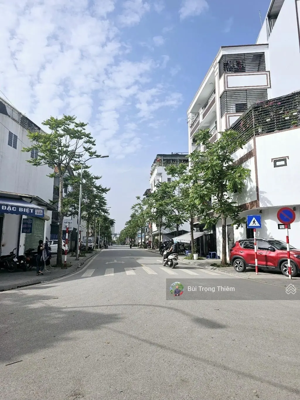 Siêu phẩm nhà phố 5 tầng thang máy 48m2 view cầu vĩnh tuy đường bát khối đối diện tttm aeon mall