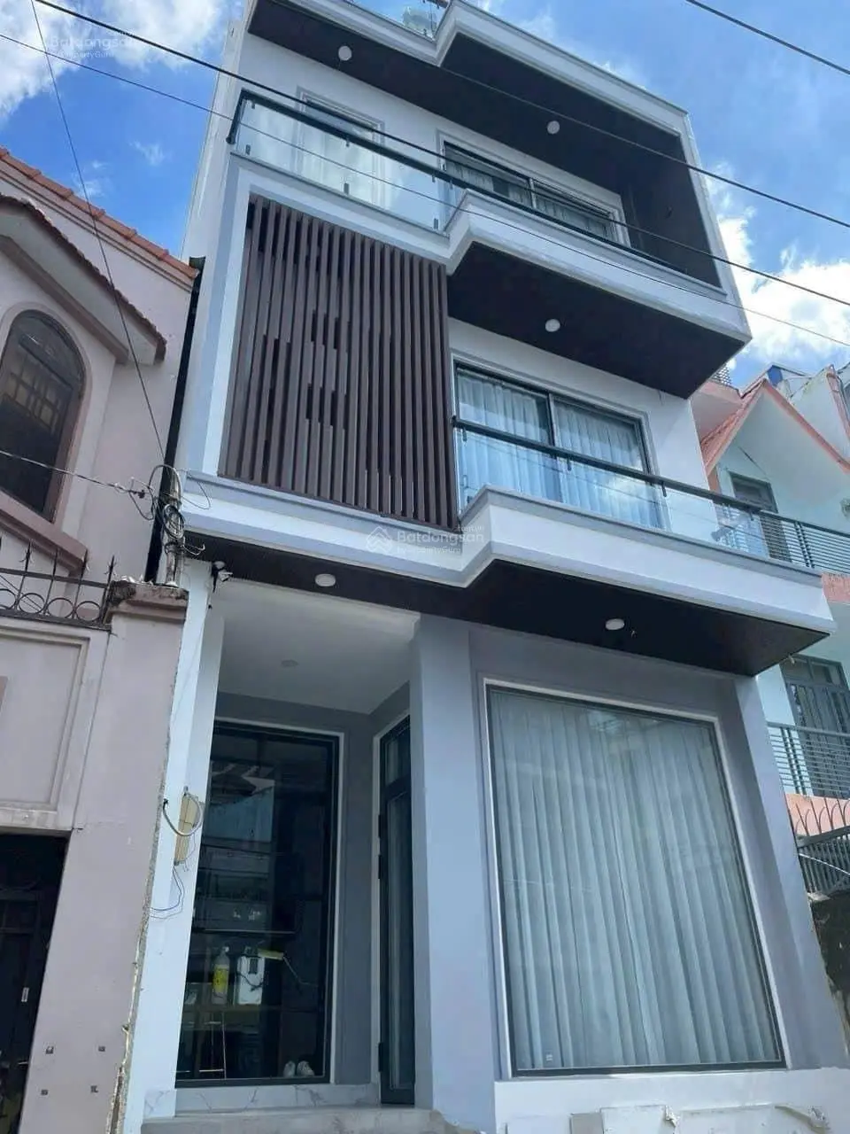 Bán nhanh nhà chính chủ Lã Xuân Oai, Tăng Nhơn Phú Á, Q9 49,8m2 giá 2 tỷ 750tr shr