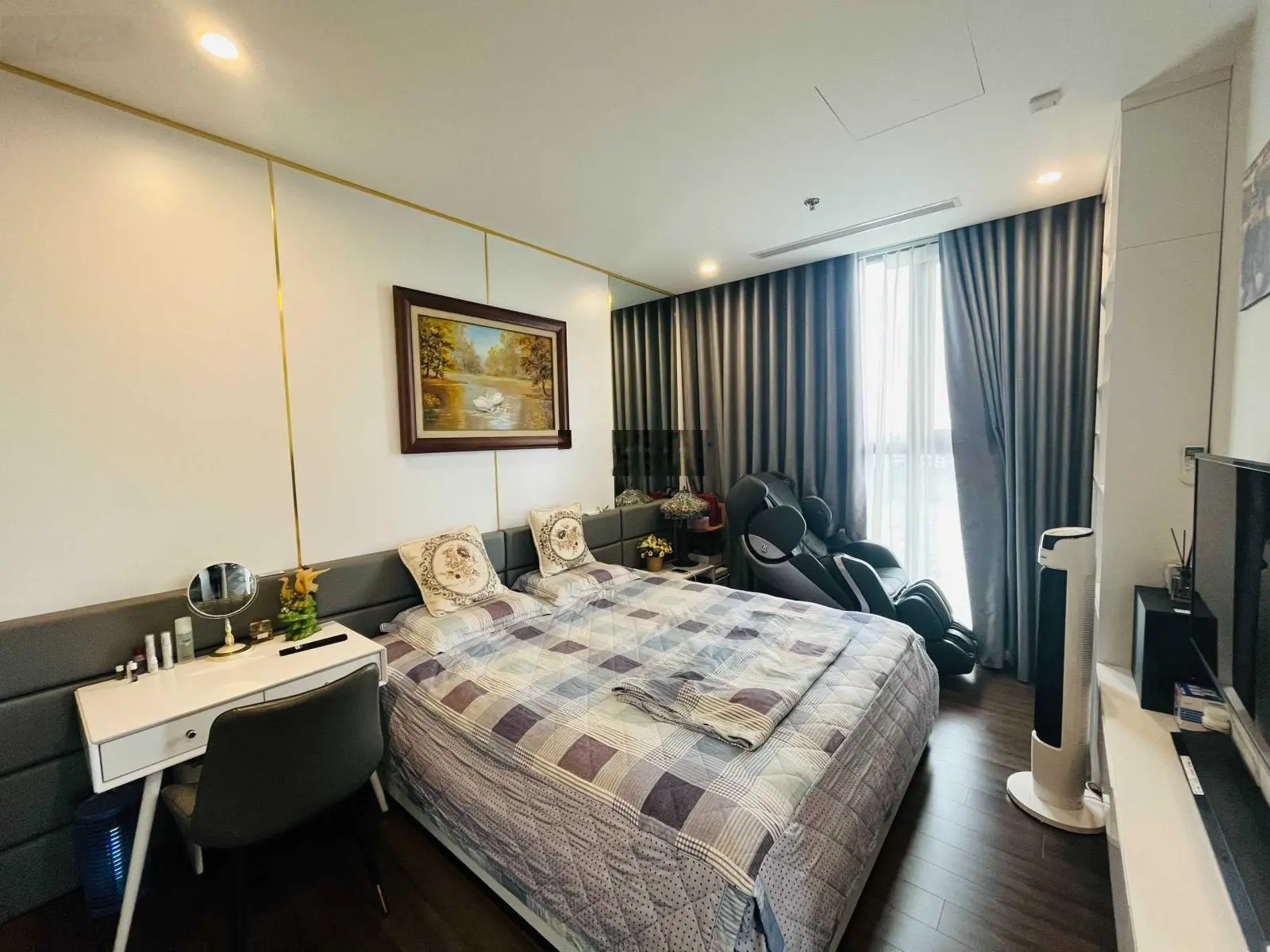 Bán gấp 5 căn 2PN Vinhomes Symphony, sổ đỏ, view đẹp, giá tốt - cơ hội đầu tư sinh lời cao