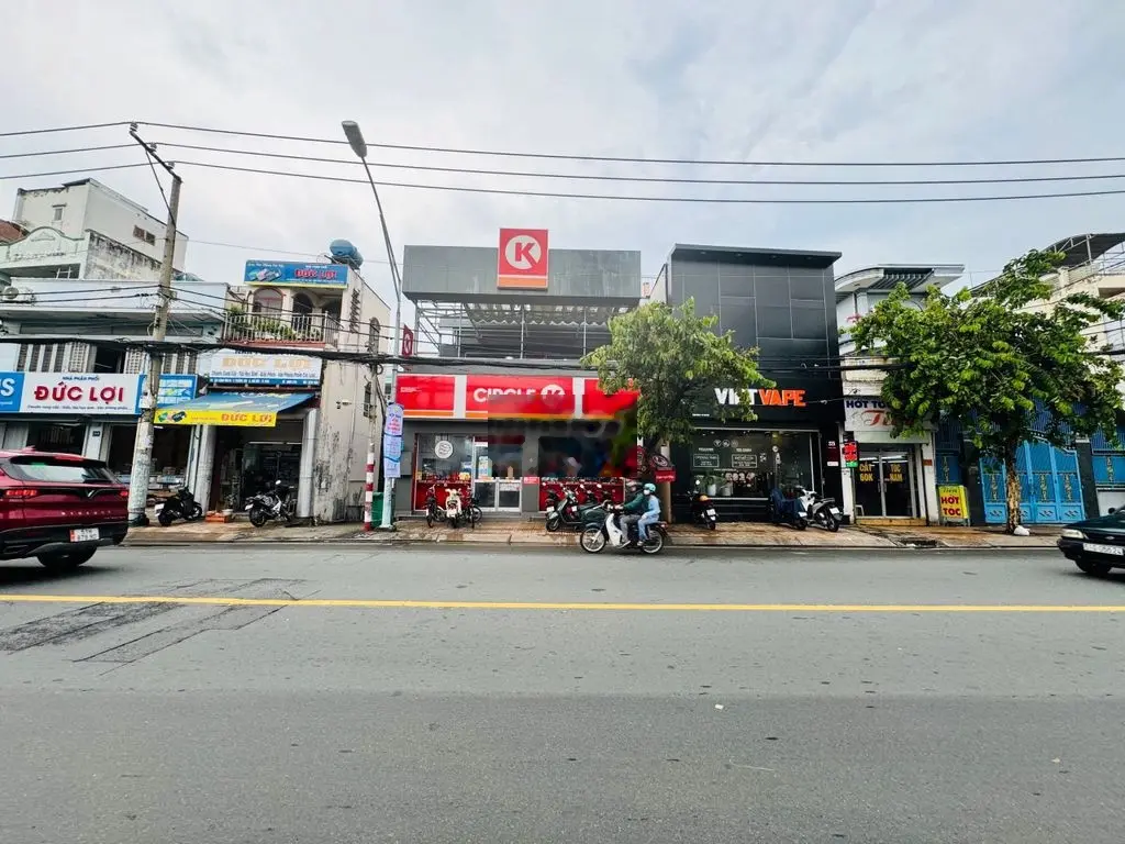 NHÀ 2 TẦNG MẶT TIỀN ĐẶNG VĂN BI,NGANG 8M ĐOẠN SUNG SẴN HĐT 70 TR/THÁNG