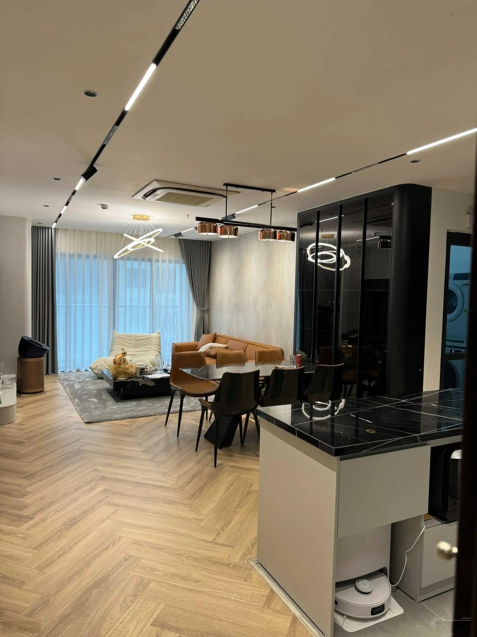 Bán CH dự án Pandora, Triều Khúc,82m2, 2N2W, Full nội thất, sổ đỏ lâu dài, giá 5,2 tỷ.LH 0866 839 ***