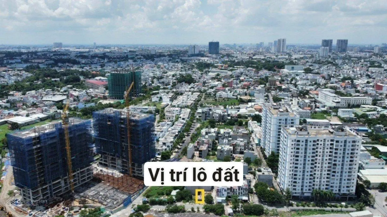 Bán gấp lô đất Cây Keo. Xây dựng tự do, 1T, 2L