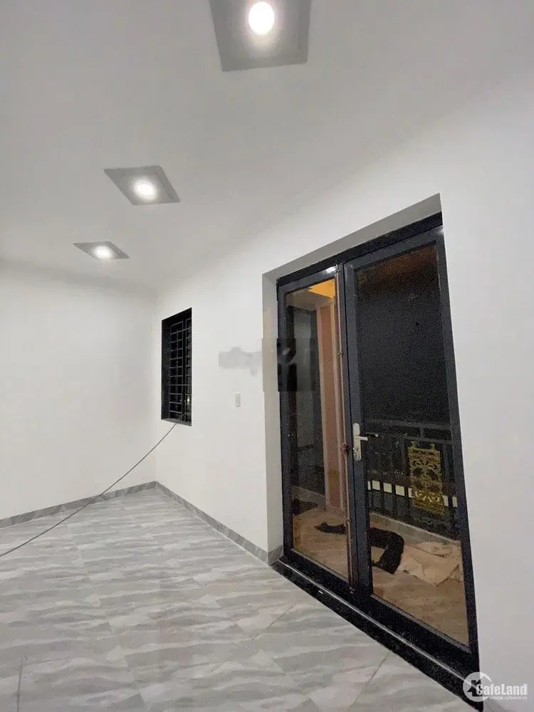 Chính Chủ Không Ở Nhà Thường Xuyên!! Cần Bán Nhà Ngay Đườg Đồng Khởi