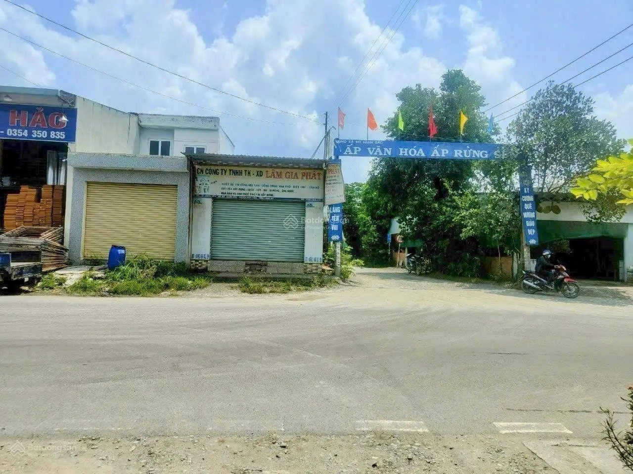Cần bán Lô đất 5x30m, 1 sẹc Tỉnh lộ 9, Đức Hòa, SHR full thổ cư, giá 995tr