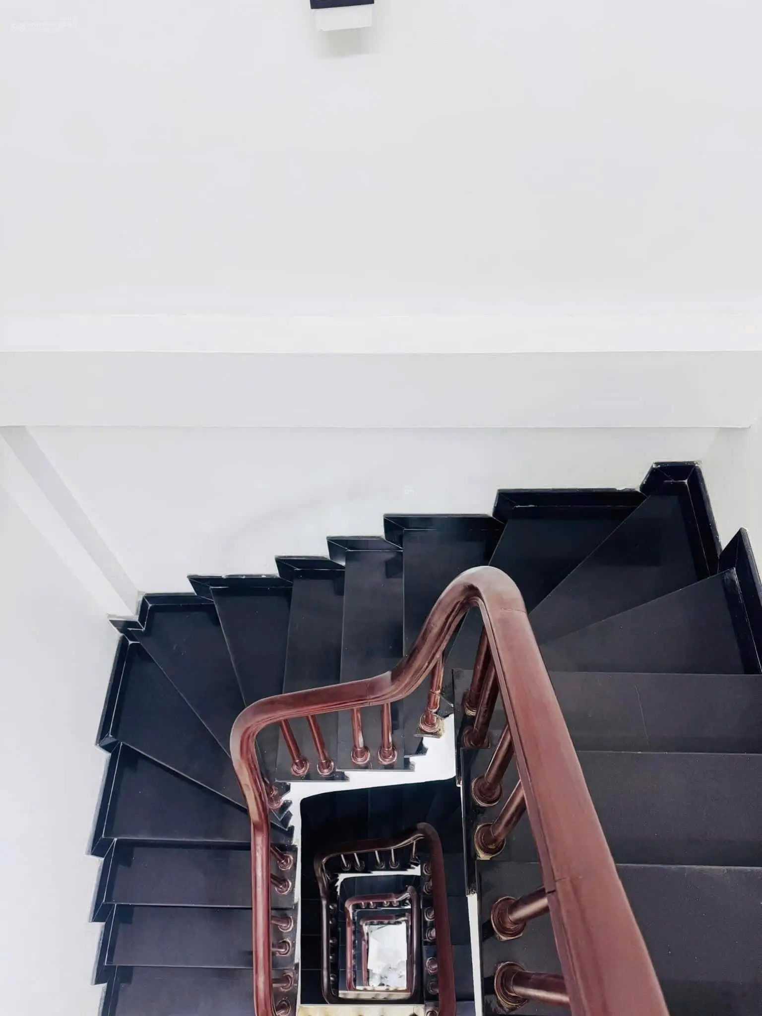 10.2 tỷ - 36m2 - lô góc - ô tô - ngõ thông - kdol - 20m ra phố - Trần Đại Nghĩa - HBT