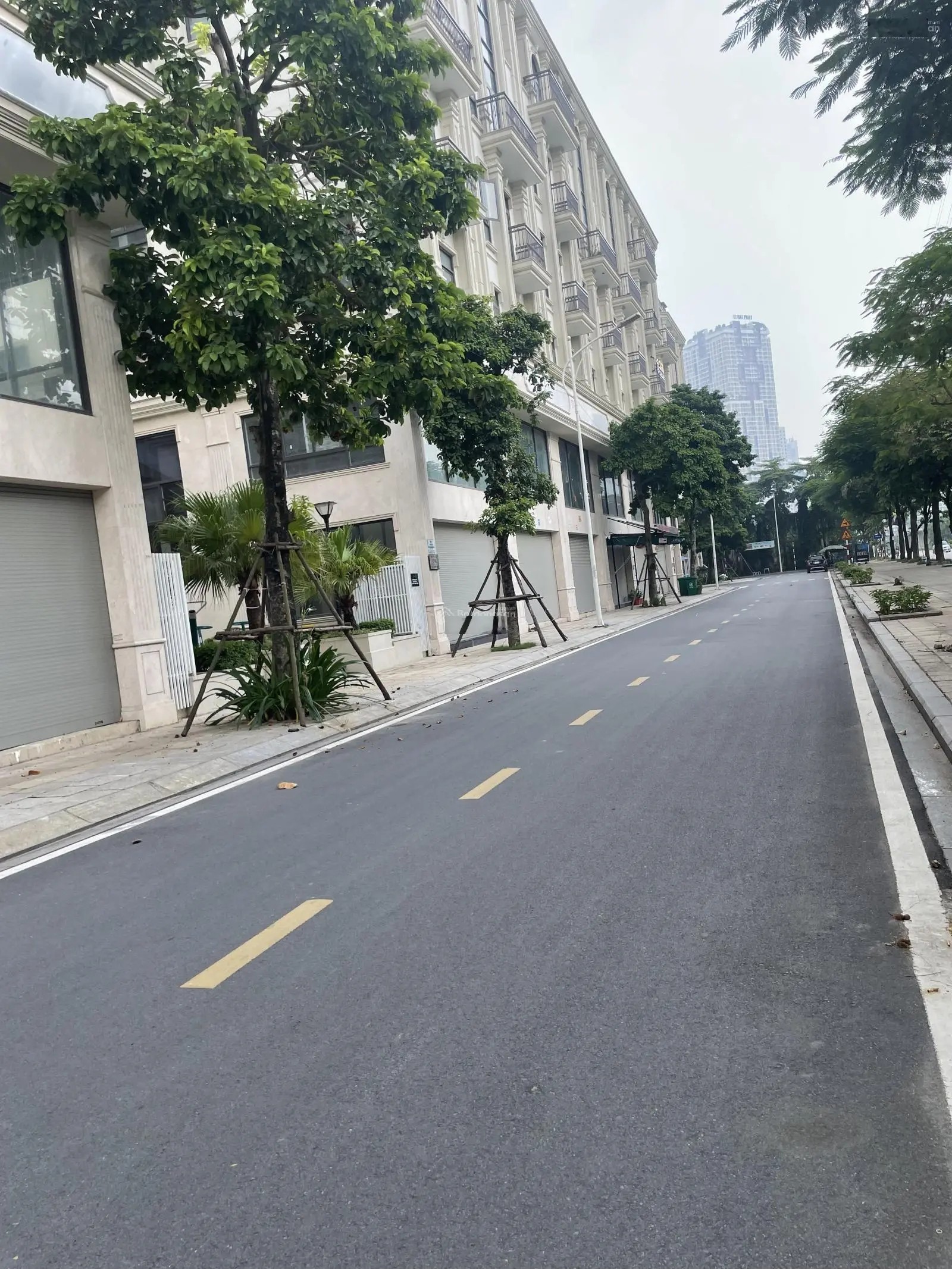 CC bán căn shophouse him lam vạn phúc mặt đường Tố hữu giã chỉ 3x tỷ vị trí siêu đẹp. 0963 689 ***