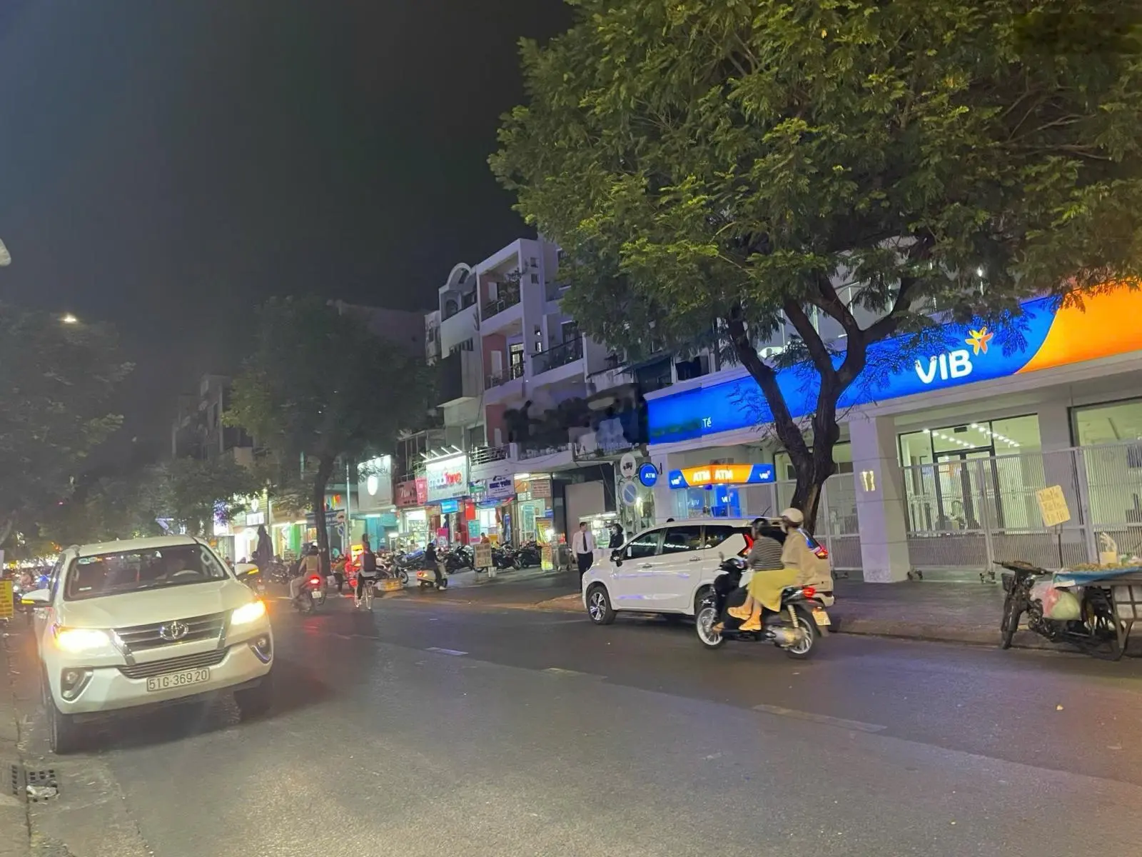 5 x 26m, bán nhà 4 tầng MT Út Tịch - P. 4 (giá 29 tỷ)