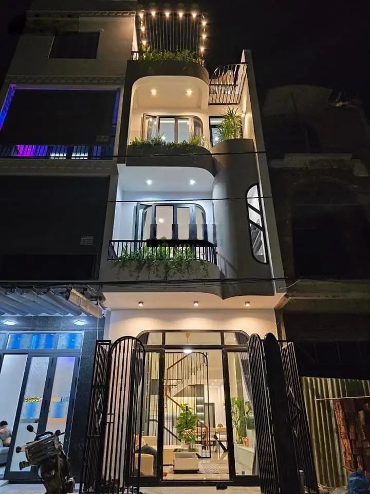 Nhà Mặt Tiền Quận Thanh Khê , Gần công an Quận Thanh Khê.