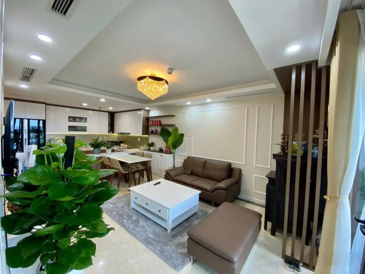 Chính chủ bán căn 3 ngủ diện tích 111m2 đẹp nhất hai tòa tháp D'Le Roi Soleil số 2 Đặng Thai Mai