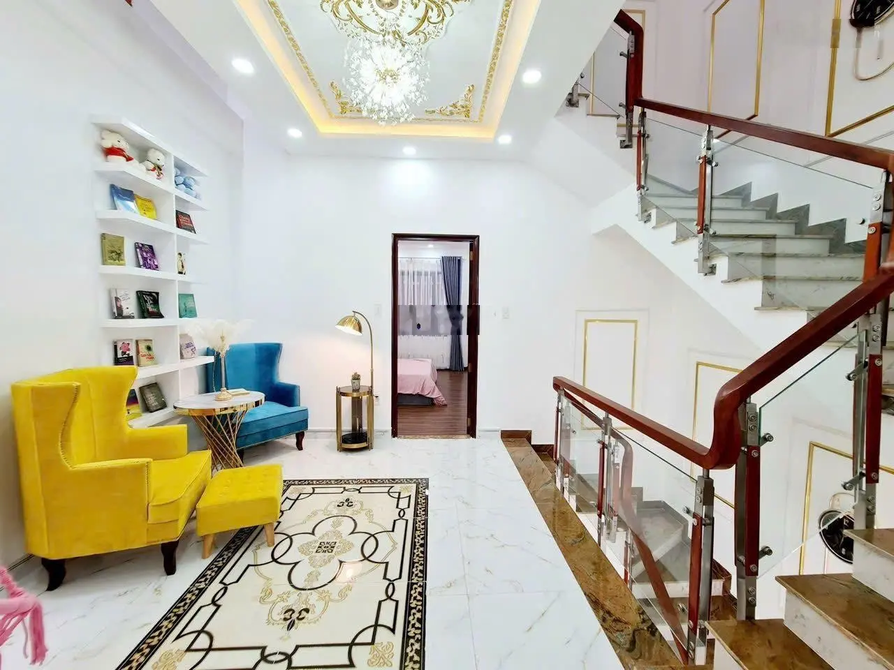 Bán nhà phố 4 tầng hiện đại KDC Vạn Phát Hưng đường Hoàng Quốc Việt, Quận 7 (5 x 18m2) 17,5 tỷ