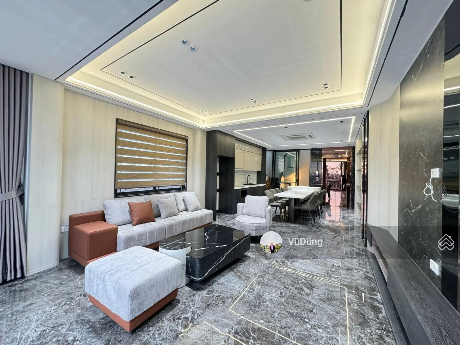 Bán nhà mặt phố Đàm Quang Trung, Long Biên, 52M2, 8 Tầng, MT4.6M, Vỉa hè, kinh doanh, full nội thất