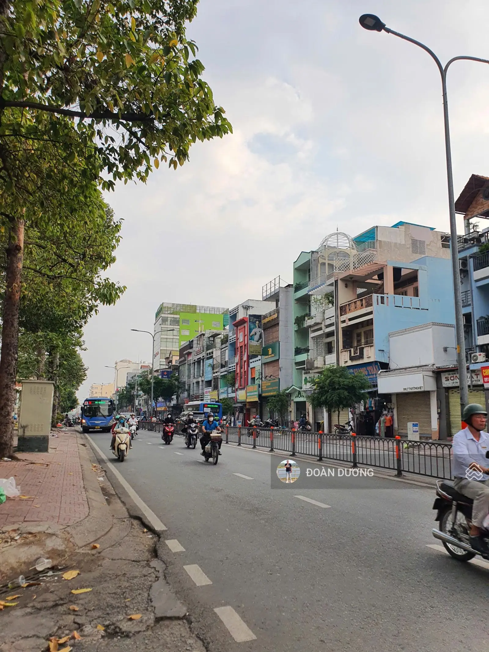 Bán tòa nhà 2 mặt tiền 544-546 Lý Thường Kiệt, phường 7, Tân Bình. DT: 8*28M. Hầm - 8 tầng